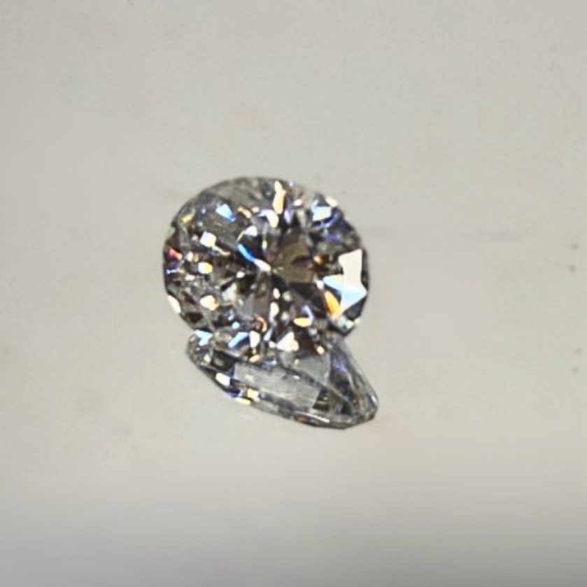 Sale! 0.5ct D Color Moissanite Diamond Vvs1gra Cert #608863882 Nwt